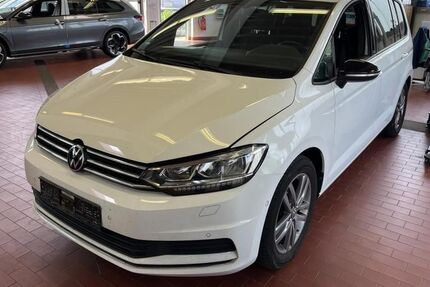 VW Touran 45.726 km 26.850 &euro; Köthen 06366