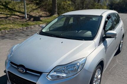 Ford Focus 111.500 km 5.900 &euro; Jülich 52428