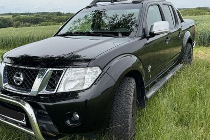 Nissan Navara 259.000 km 12.200 &euro; Meeder 96484