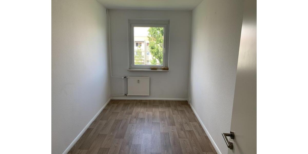Etagenwohnung Gera Lusan - 5 Zimmer, 107 m&sup2;, 600&euro; | Angebot:26179983