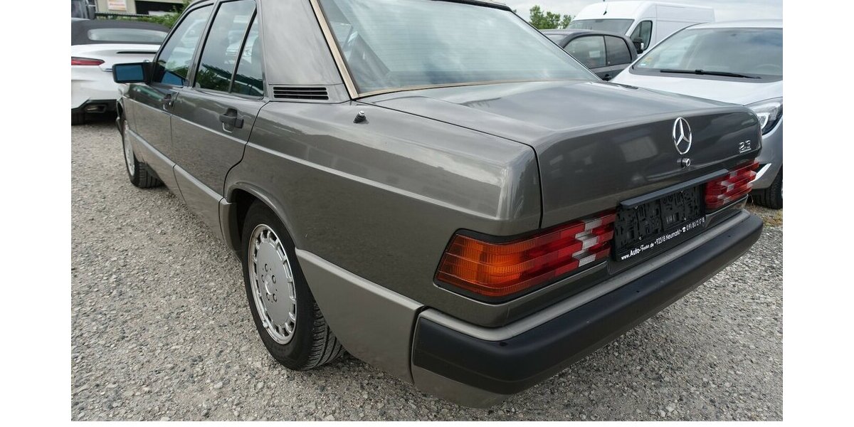 Mercedes-Benz 190 E 2.3 H-Kennz. Oldtimer eSHSD Verschl-t. neu g 212.900 km 7.950 &euro; Neumarkt/OPf 92318