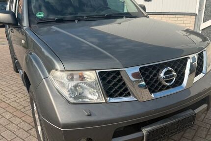 Nissan Pathfinder 225.214 km 6.990 &euro; Ostbevern 48346