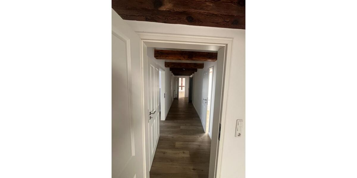 Dachgeschoßwohnung Perleberg - 2.5 Zimmer, 93 m&sup2;, 850&euro; | Angebot:25292710