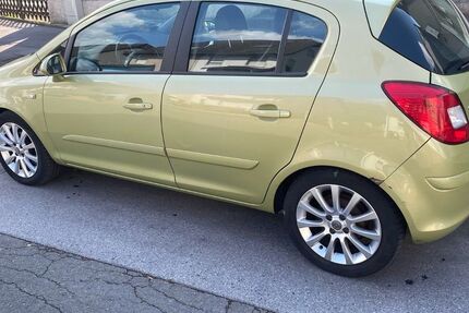 Opel Corsa 169.000 km 3.590 &euro; Dortmund 44357