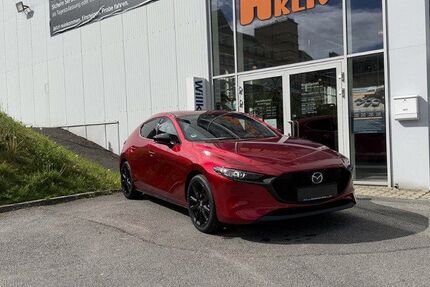 Mazda 3 1.334 km 31.490 &euro; Annaberg-Buchholz 09456