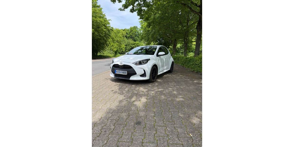 Toyota Yaris 37.597 km 13.400 &euro; Iserlohn 58636