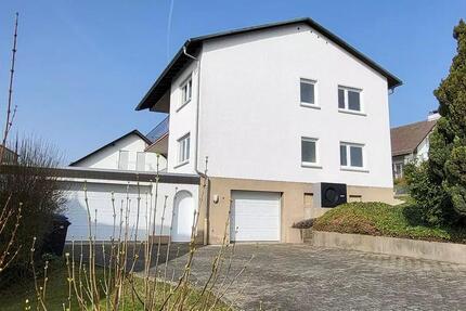 Haus Aßlar - 6 Zimmer, 162 m&sup2;, 1.600&euro; | Angebot:26356857