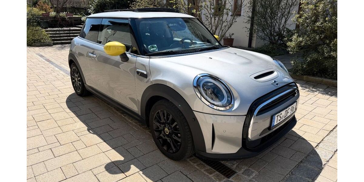 Mini Cooper SE 29.000 km 19.000 &euro; Altenmarkt an der Alz 83352