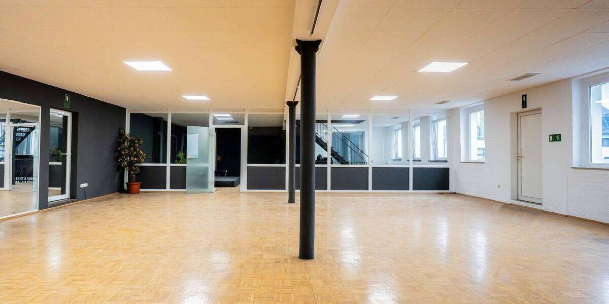 Gewerbeobjekt Moers Moers-Mitte - 2.000&euro; | Angebot:25670668