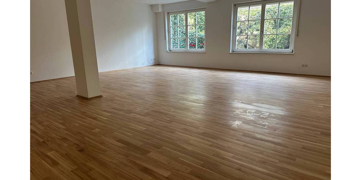 Etagenwohnung Grünwald - 4 Zimmer, 165 m&sup2;, 3.190&euro; | Angebot:24875673