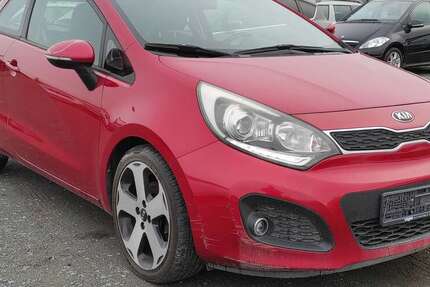 Kia Rio 133.206 km 3.999 &euro; Bickenbach 64404