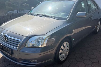 Toyota Avensis 147.744 km 6.850 &euro; Bliesen (St. Wendel) 66606