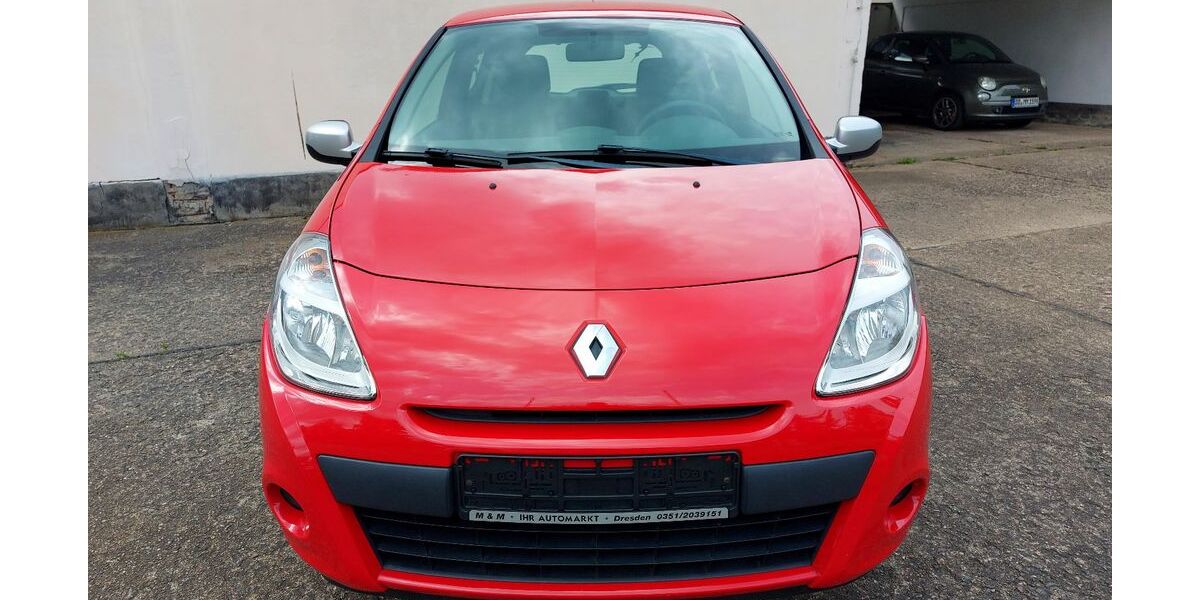 Renault Clio 100.000 km 3.999 &euro; Dresden 01259
