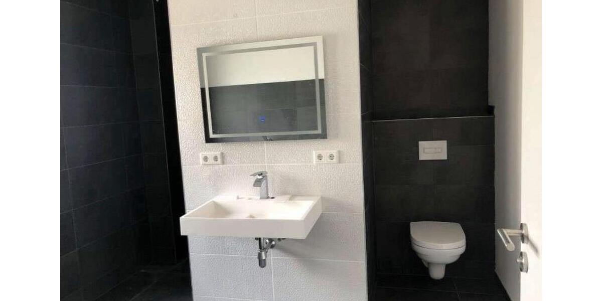 Erdgeschoßwohnung Bamberg Am Bruderwald - 3 Zimmer, 104 m&sup2;, 1.550&euro; | Angebot:25405480