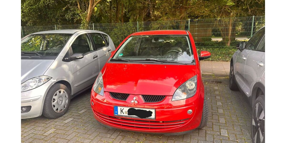 Mitsubishi Colt 125.000 km 2.300 &euro; Köln 50969