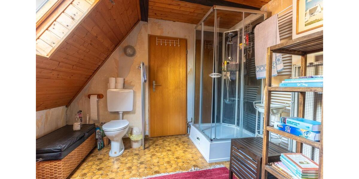 Reihenhaus Eberbach - 7 Zimmer, 165 m&sup2;, 280.000&euro; | Angebot:26701160