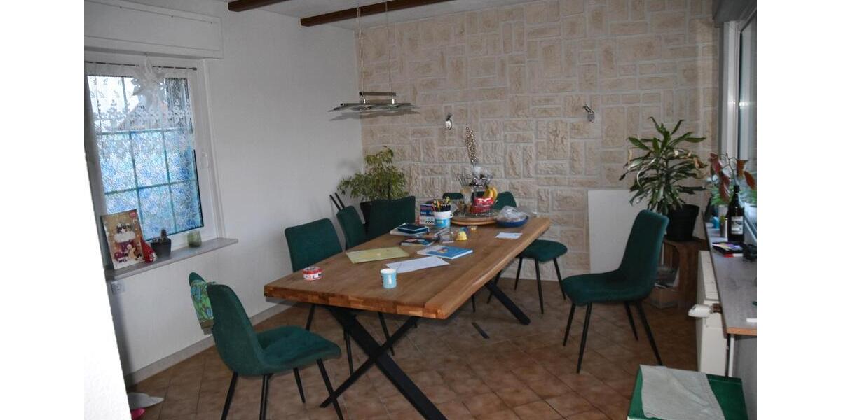 Einfamilienhaus Teutschenthal - 6 Zimmer, 130 m&sup2;, 270.000&euro; | Angebot:24772400