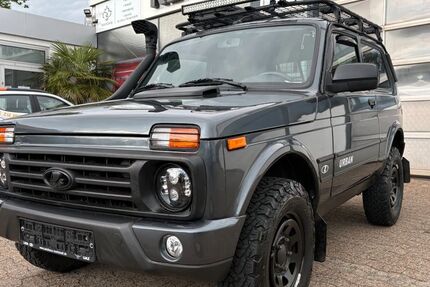 Lada Niva 77.200 km 15.999 &euro; Liebenau 31618