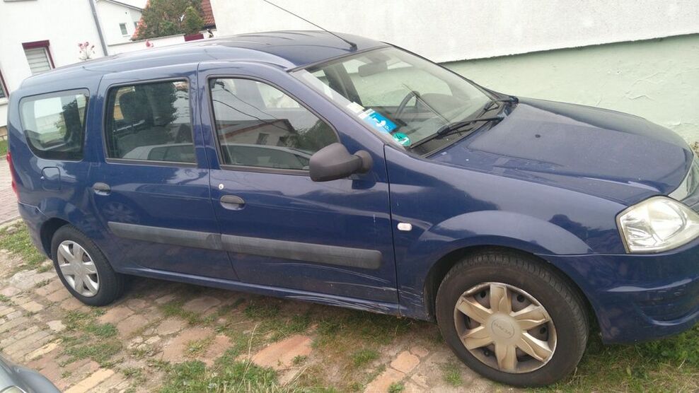 Dacia Logan 170.000 km 1.650 € Weißenfels 06667