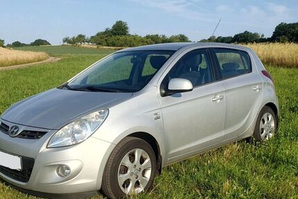 Hyundai i20 99.480 km 4.500 &euro; Losheim am See 66679