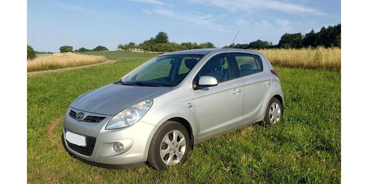 Hyundai i20 99.480 km 4.500 &euro; Losheim am See 66679