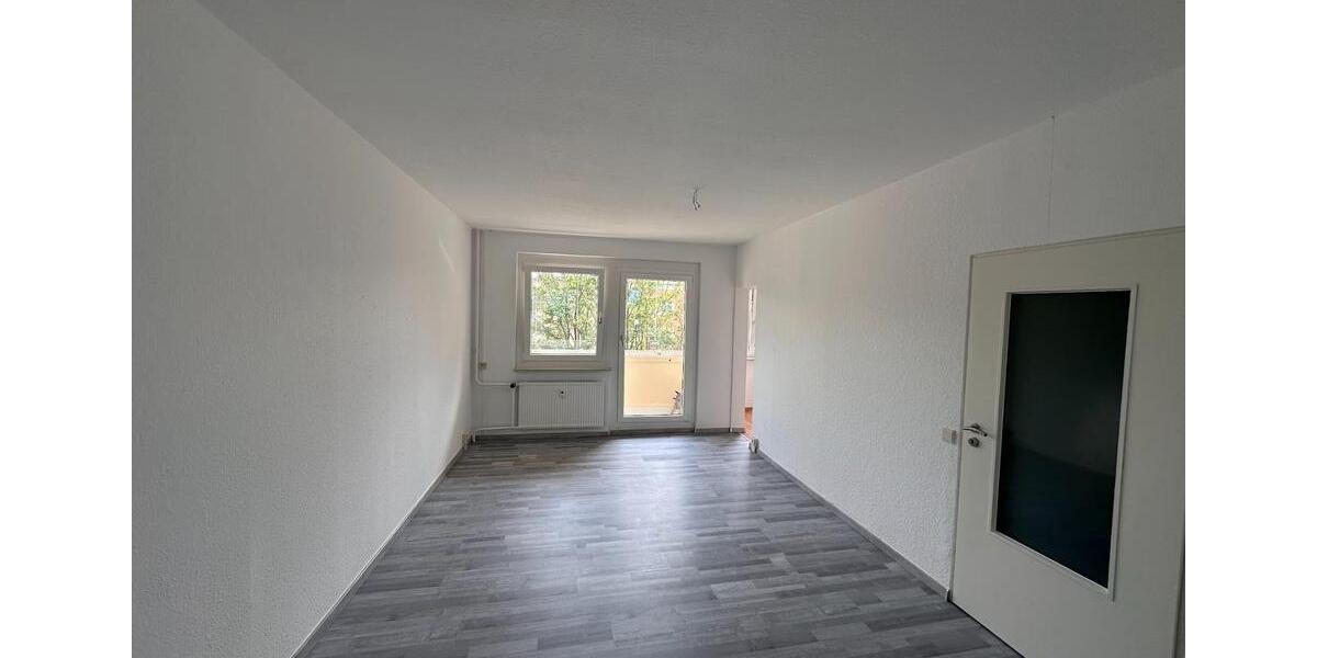 Etagenwohnung Zschopau - 2 Zimmer, 48 m&sup2;, 270&euro; | Angebot:25714818