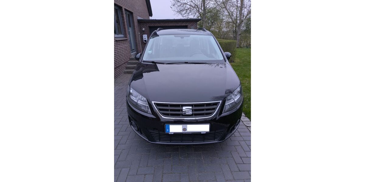 Seat Alhambra 95.000 km 19.450 &euro; Molfsee 24113