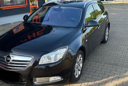 Opel Insignia 233.000 km 3.100 € Leipzig 04329
