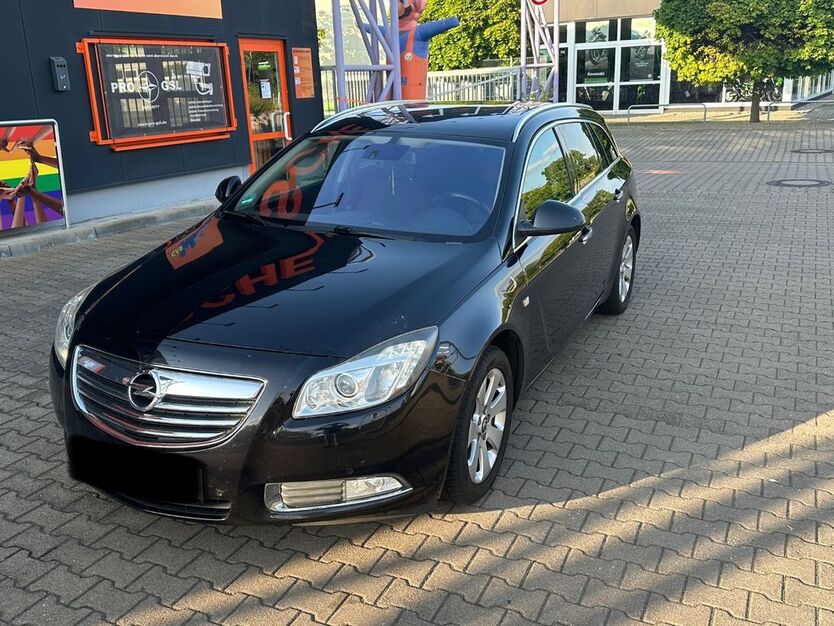 Opel Insignia 233.000 km 3.100 € Leipzig 04329