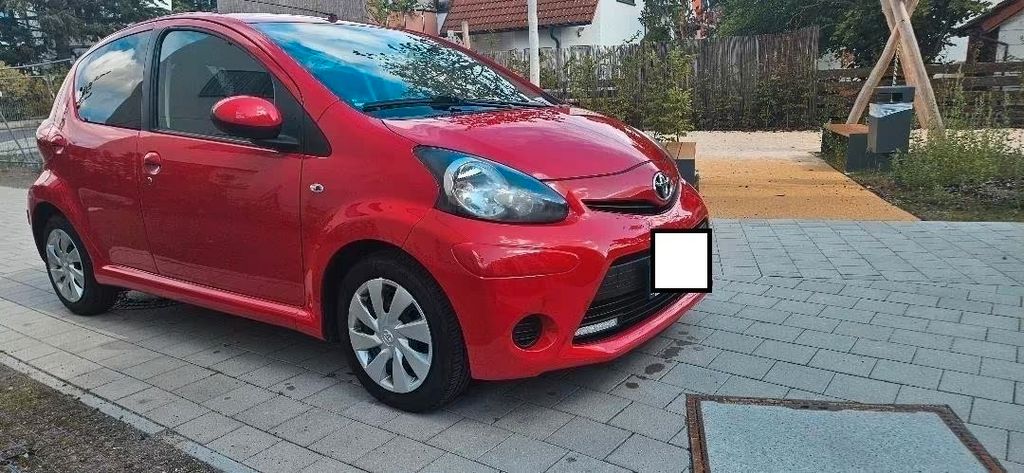Toyota Aygo (X) 137.000 km 2.700 &euro; Nürnberg 90429