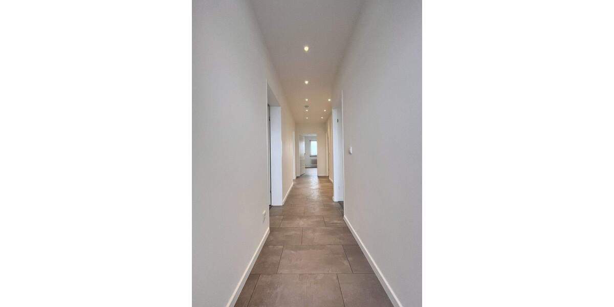 Renovierte Wohnung mit Balkon und modernem Bad - Perfekte Lage mit Top-Anbindung 3 zimmer