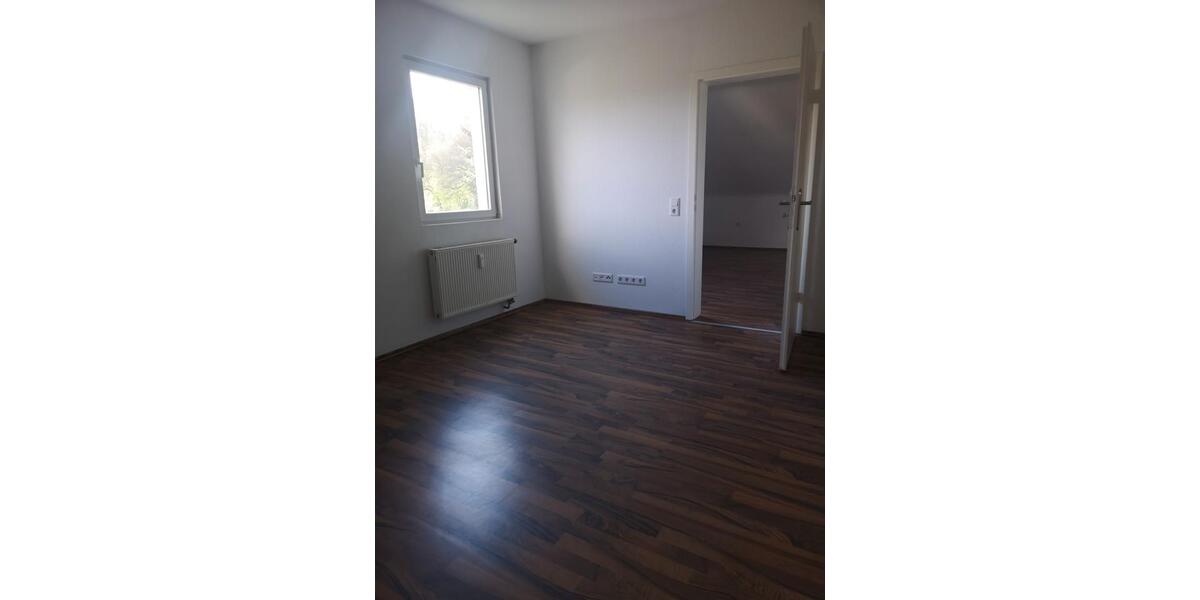 Etagenwohnung Wächtersbach - 4 Zimmer, 95 m&sup2;, 880&euro; | Angebot:26336184