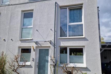 Haus Griesheim - 2 Zimmer, 140 m&sup2;, 1.400&euro; | Angebot:26048017