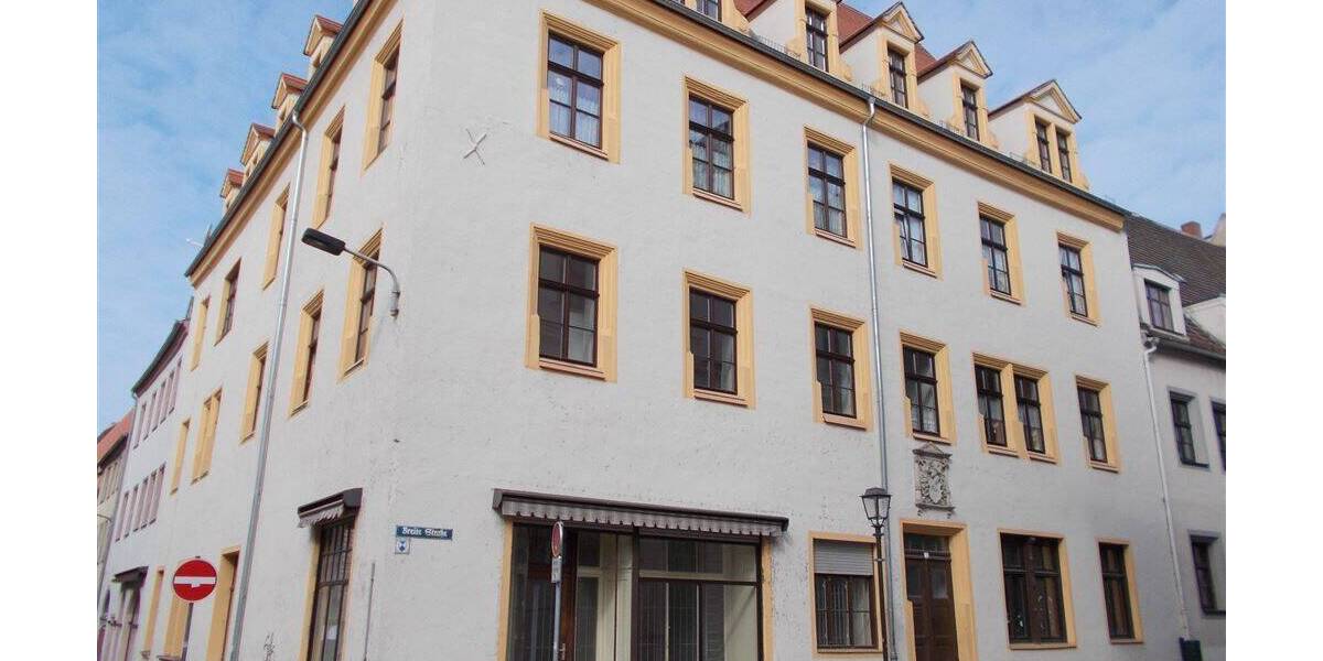 Wohn- und Geschäftshaus mit 11 Wohneinheiten, in Torgau. 2 zimmer