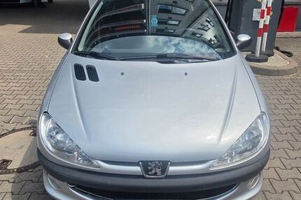 Peugeot 206 42.934 km 2.900 &euro; Nürnberg 90443