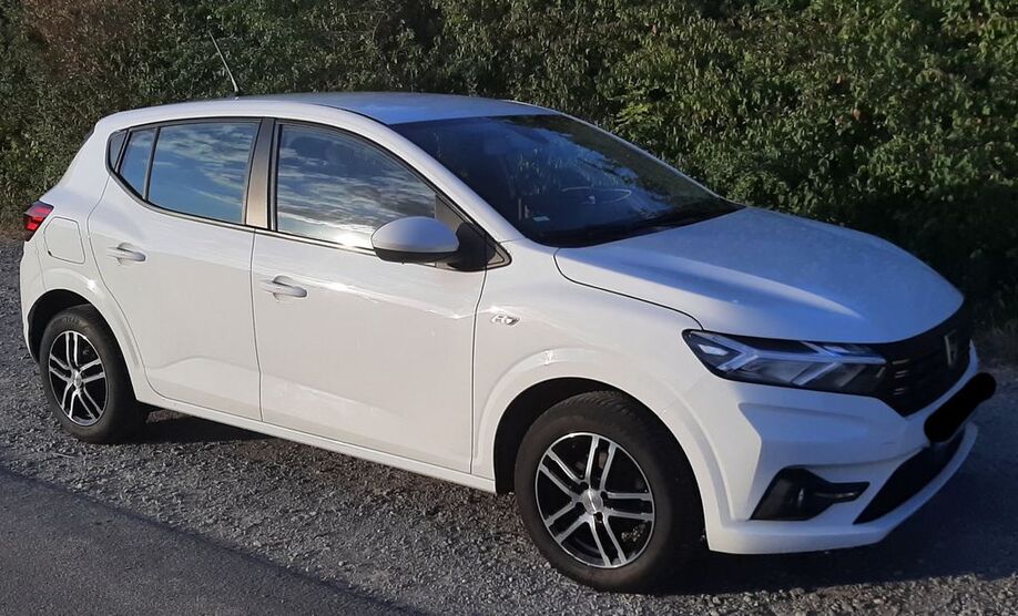 Dacia Sandero 73.000 km 10.600 € Bad Bocklet 97708