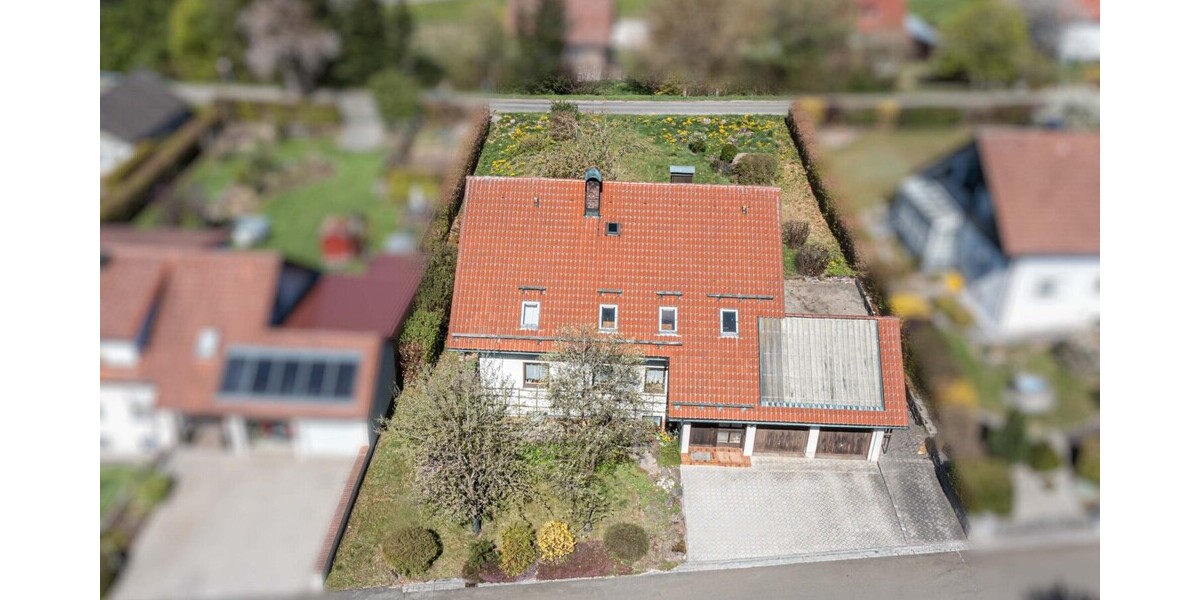 Großzügiges Haus mit 2 Wohneinheiten möglich – ideal für Familie oder Vermietung - Einfamilienhaus Schönsee | Angebot:26443086