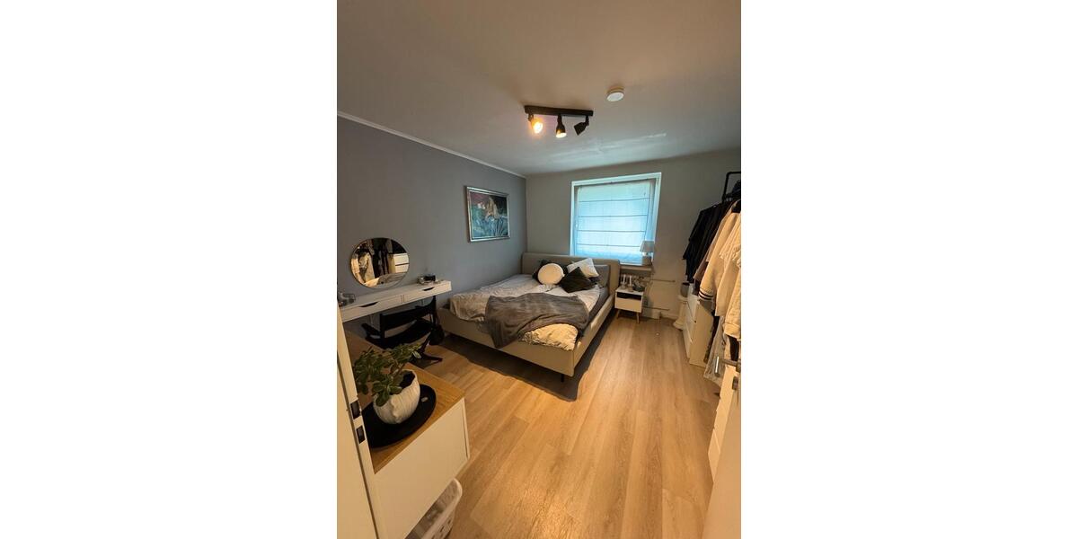 Etagenwohnung Monheim am Rhein - 3 Zimmer, 90 m&sup2;, 1.139&euro; | Angebot:26372711