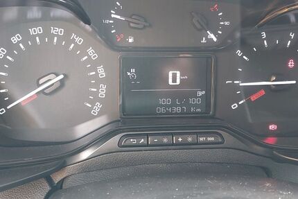 Toyota Proace City 65.000 km 12.000 &euro; Hamburg 22523