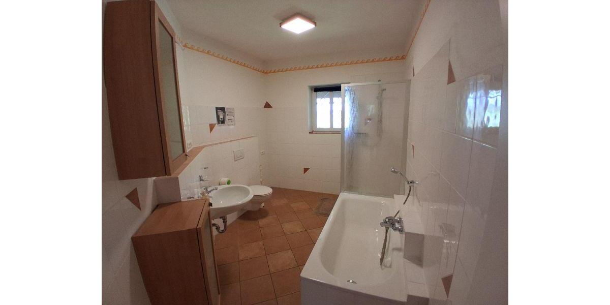 Etagenwohnung Wolnzach - 2 Zimmer, 82 m&sup2;, 950&euro; | Angebot:26302589