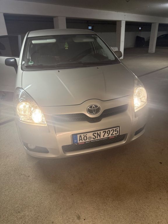 Corolla Verso
