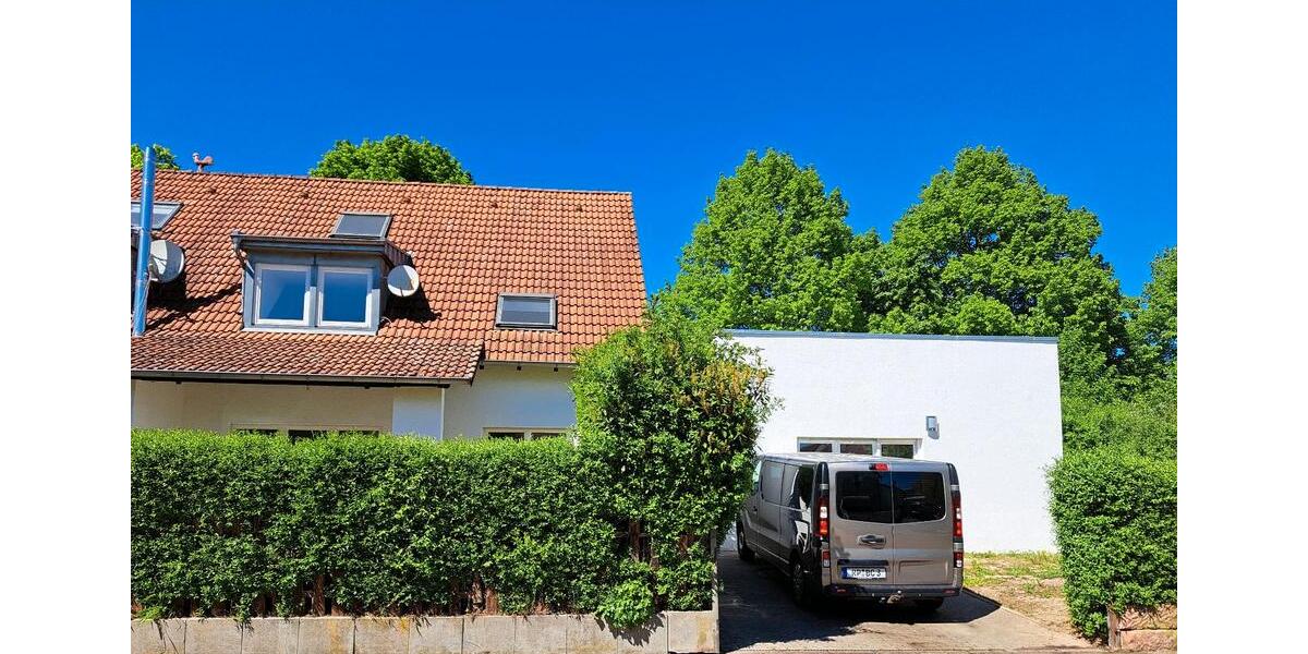 Bungalow Landau in der Pfalz - 8 Zimmer, 219 m&sup2;, 2.750&euro; | Angebot:26445773