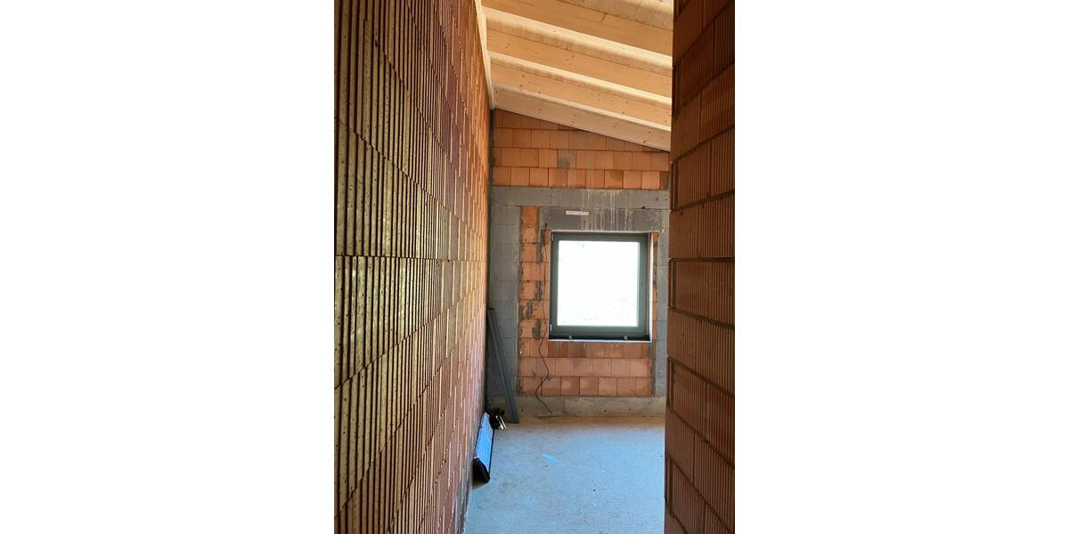 Exklusive Doppelhaushälfte in sonniger Ortsrandlage - Erstbezug 5 zimmer