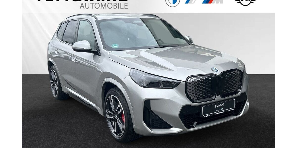 BMW iX1 4.000 km 56.790 &euro; Geldern 47608