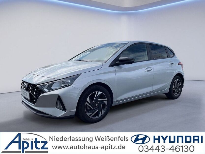 i20