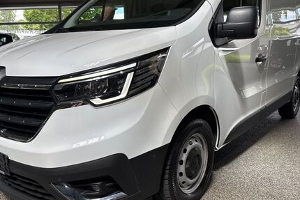 Renault Trafic 49.202 km 21.890 &euro; Troisdorf 53842