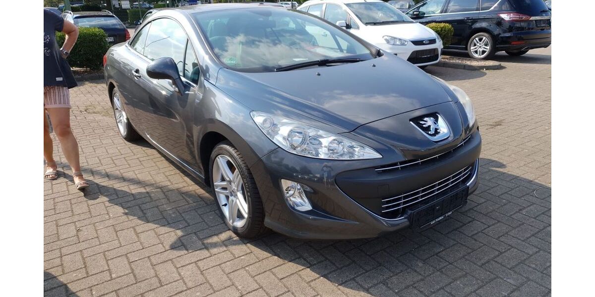Peugeot 308 83.000 km 4.850 &euro; Offenburg 77654