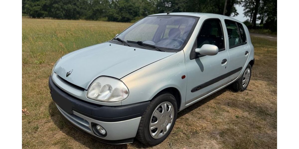 Renault Clio 62.800 km 2.999 &euro; Oranienburg 16515