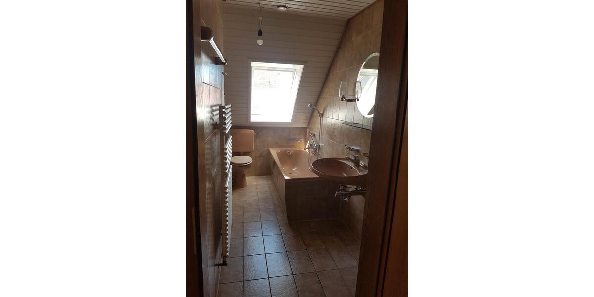 Maisonettenwohnung Sipplingen - 4 Zimmer, 135 m&sup2;, 1.300&euro; | Angebot:26705335