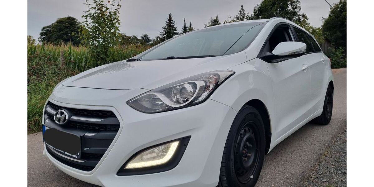 Hyundai i30 140.000 km 7.500 &euro; Wiesbaden 65187